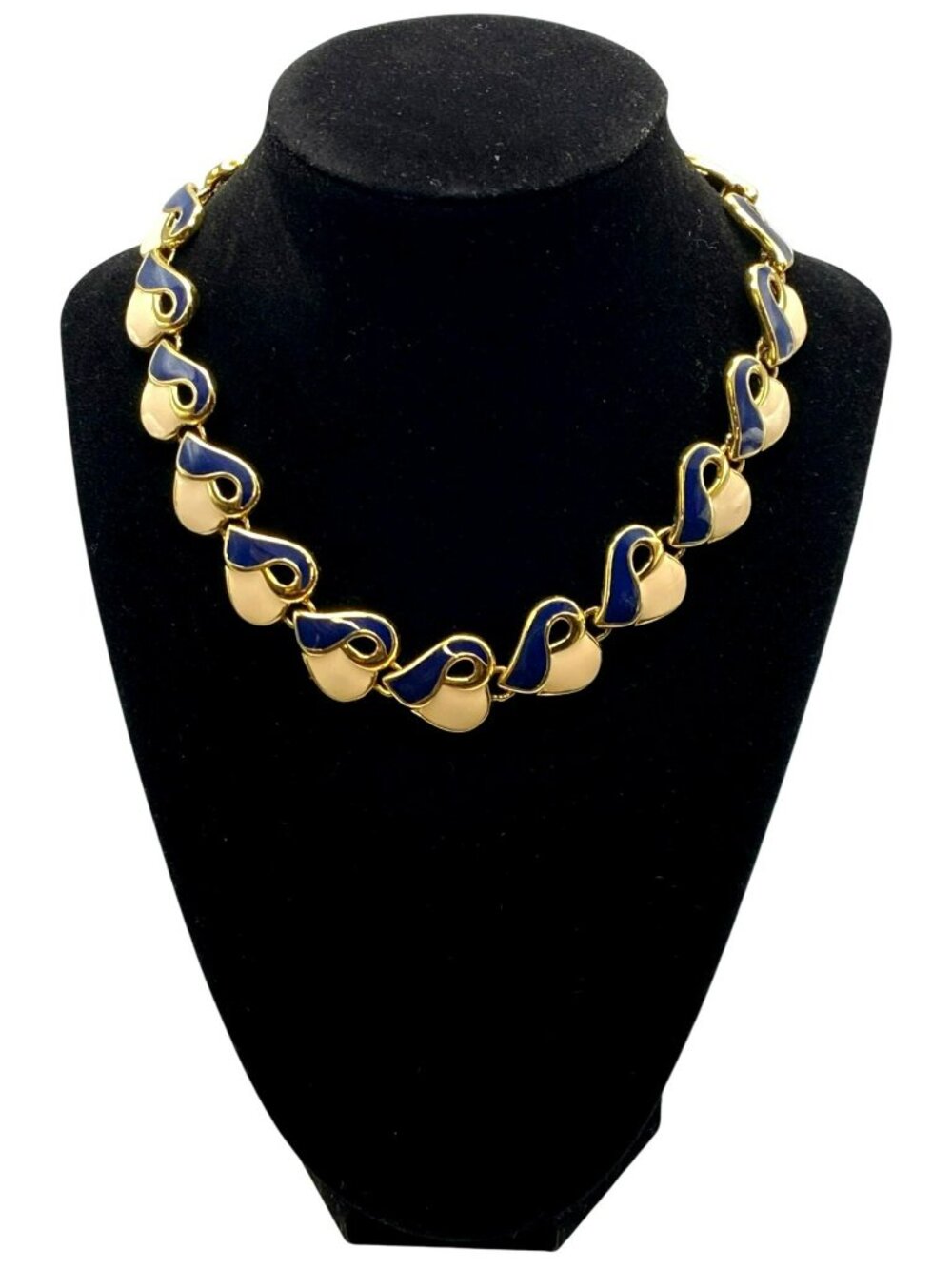 Vintage Heart Necklace Enamel Cream Navy Blue Gold Tone 1980s 80's Retro Y2K - Picture 5 of 8